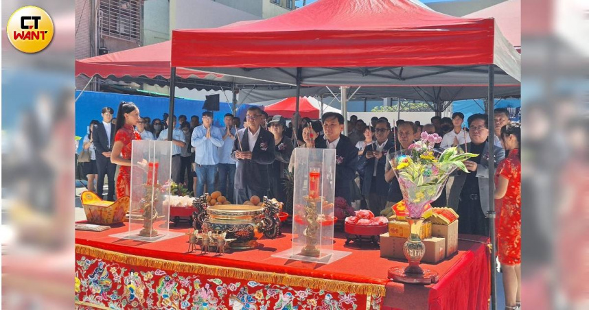 聖得福於捷運劍潭站附近推出總銷約30億元的「豐萃」，今正式公開。（圖／林榮芳攝）