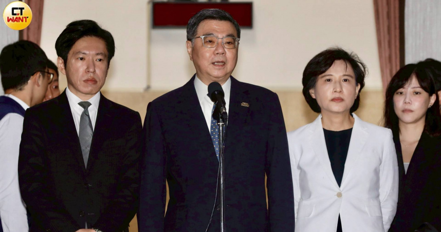 卓榮泰表示，任何質疑執政黨可以去操控司法的人，未來人民會知道，這些人或政黨就沒有資格成為執政黨。（圖／方萬民攝）