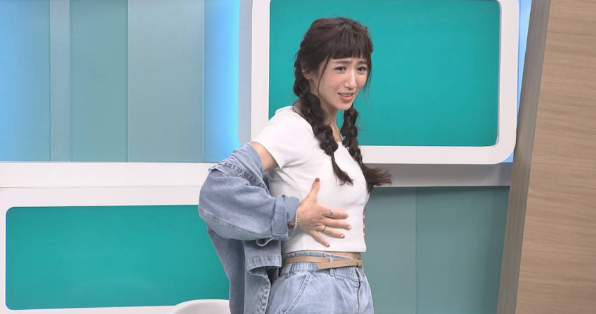 蔡允潔透露懷孕期間體重飆升40公斤，產後看著肚皮笑稱「分不清乳頭跟肚臍」。（圖／和展影視提供）