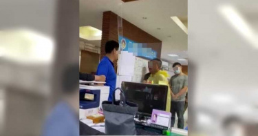領不到萬元紓困金 持棍棒徘徊怒踹承辦人家門