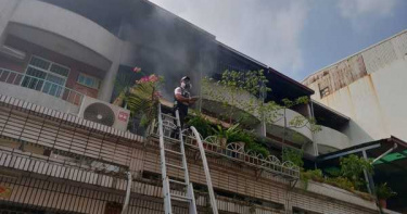 高雄市區住宅大火 1女無生命跡象