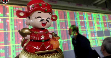 就是愛存股 百萬銀髪族年領17.9萬股利