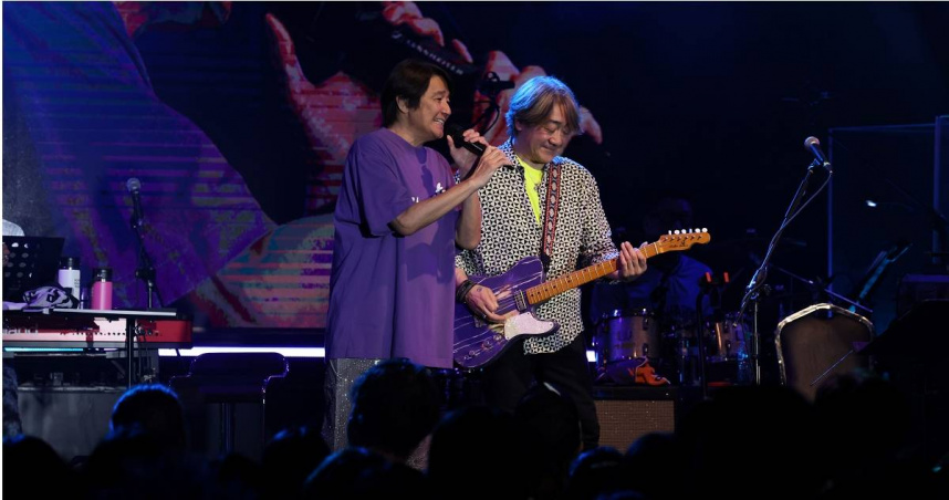 近藤真彥（左）與好友野村義男出道45年，首度來台開唱。（圖／重星音樂娛樂提供）