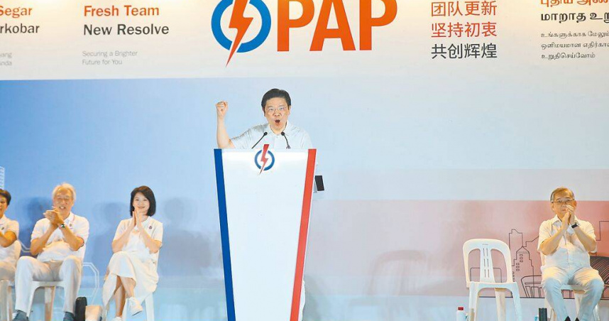 新加坡3日大選，總理黃循財1日在競選活動上為執政黨人民行動黨催票。（圖／中國時報鄭任南攝）