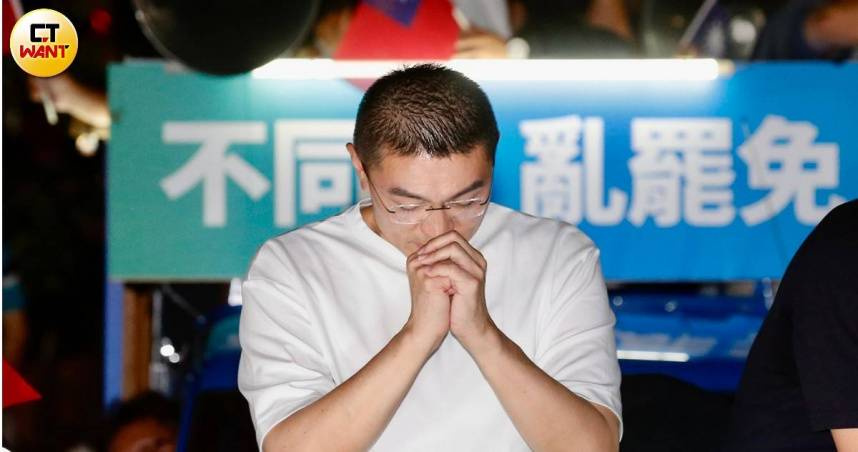 基隆市長謝國樑2日表示，待事情調查告一段落後，市府包括他本人在內會清楚表達態度和立場，充滿誠意來處理。（圖／黃耀徵攝）