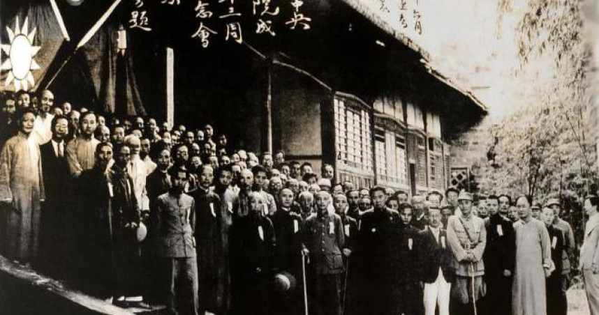 中央研究院歷史語言研究所於抗戰期間輾轉遷徙，最終落腳四川宜賓李莊「板栗坳」，在當地百姓無私支持下，學者們得以安心研究，度過一段艱苦卻難以忘懷的歲月。（圖／翻攝自彭湃新聞網）