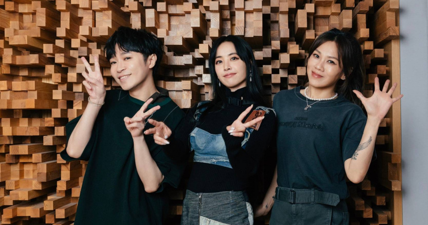 蔡依林（中）Podcast《Pleasure Talks》，邀請蔡健雅、吳青峰作客。（圖／凌時差提供）