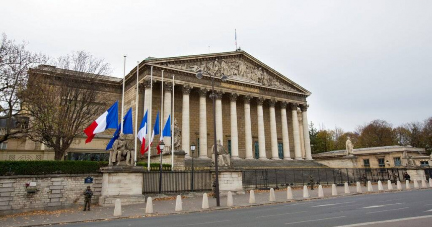 美國旅客仰賴ChatGPT安排巴黎行程，卻被推薦前往休館博物館。（示意圖／達志／美聯社，下同）