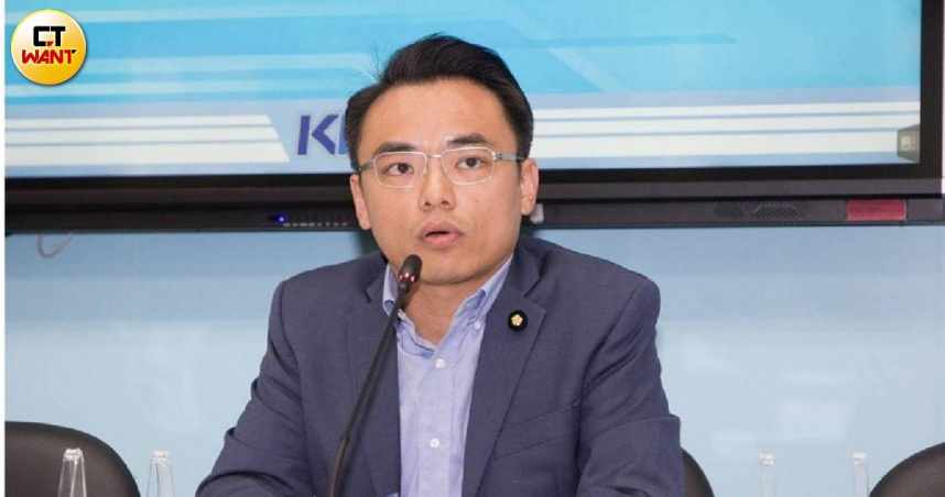 國民黨立委洪孟楷質疑中選會人事遲未公告，呼籲行政院儘速說明原因並發布人事令，以維持制度正常運作。（圖／黃威彬攝）