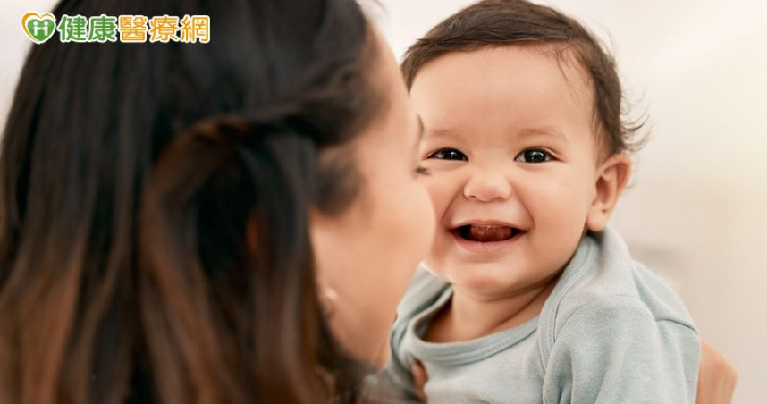 寶寶何時開始學會笑？專家：有意識的笑從這時機開始