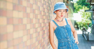 自虧上台像起乩 9m88金曲典禮帶精油安撫緊張感