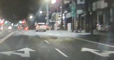 沒開車卻接到闖紅燈罰單 警追查誰人惡搞