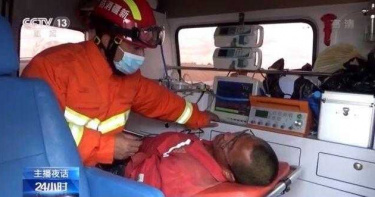男子騎三輪車獨闖沙漠受困 僅靠1瓶水撐過50小時