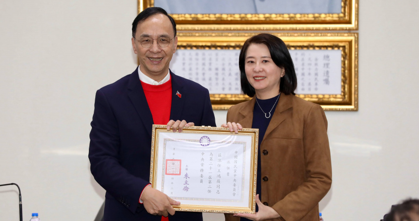 朱立倫表示，很多國外友人聽到後都感覺不可思議，民主國家可以希望在野黨一席都不剩？大罷免結果是要讓原來台灣民眾的選擇、讓多數變成少數？朱立倫批評民進黨「獨霸」思維若不改，只會讓全民不堪其擾。（圖／方萬民攝）