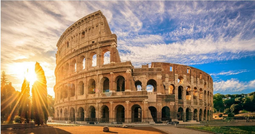 燦星旅遊將於「321燦星旅遊節」活動中推出義法團體行程第二人折8,000元，圖為古羅馬競技場。（圖／燦星旅遊提供）
