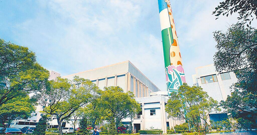 台北市木柵垃圾焚化廠長期飄出惡臭，深坑居民深受其害，新北市國民黨議員陳儀君建議，新北市環保局應設置空氣品質監測感測器，並帶頭向北市府協商，將深坑區納入木柵焚化爐回饋金適用範圍。（圖／報系資料照）