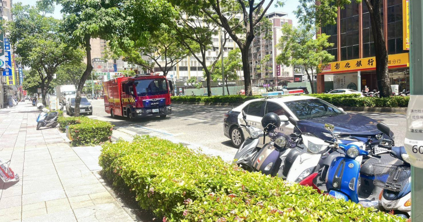 高雄前金區大樓6日發生墜樓意外。（圖／翻攝畫面）