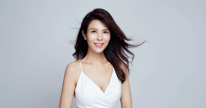 王百瑜雖然許久不在幕前演出，但皮膚體態仍保持的很好。（圖／伊林娛樂提供）