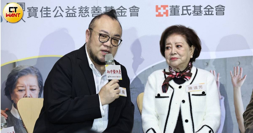 導演葉天倫因被說是「帶喜導演」，竟對陳淑芳說「搞不好下一個結婚的就是妳」。（圖／蘇聖倫攝）