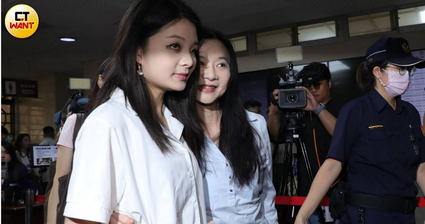 應曉薇女兒應曉妤近期積極參與地方活動，被外界解讀有意「代母守土」，她強調無論選或不選，都已準備好投入服務。（圖／黃耀徵攝）