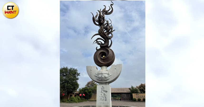 良渚古城遺址是實證中華文明向前推進至五千年的聖地。（圖╱王若攝）