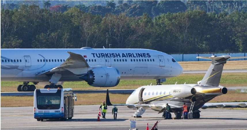 位於古巴首都哈瓦那（La Habana）的「荷西馬蒂國際機場」（Aeropuerto Internacional José Martí）。（圖／達志／美聯社）