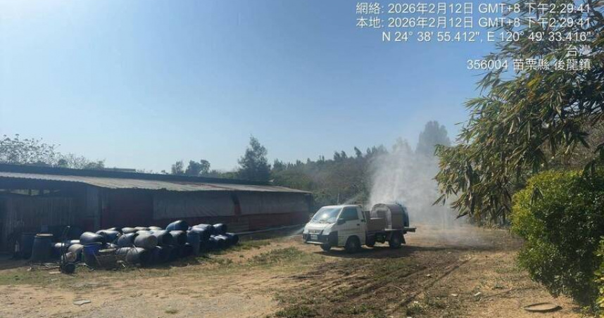 苗栗縣後龍鎮畜牧場發生4頭豬隻死亡事件，動防所進場查核並採樣送驗。（圖／苗栗縣政府提供，下同）