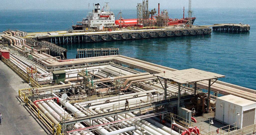 沙烏地阿拉伯輸油管道遭到攻擊。（示意圖／達志／美聯社）