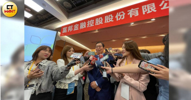 金融股股價頻創高，圖為富邦金控董事長蔡明興。（圖／李蕙璇攝）