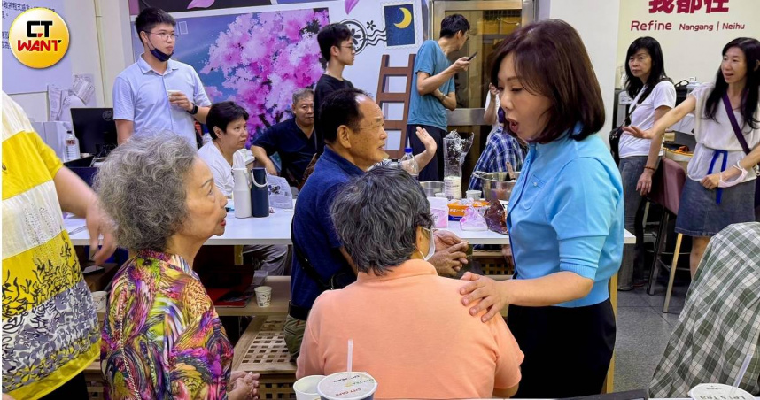 近期政治圈從里民送禮、摸彩到餐飲活動都繃緊神經。（示意圖／方萬民攝）