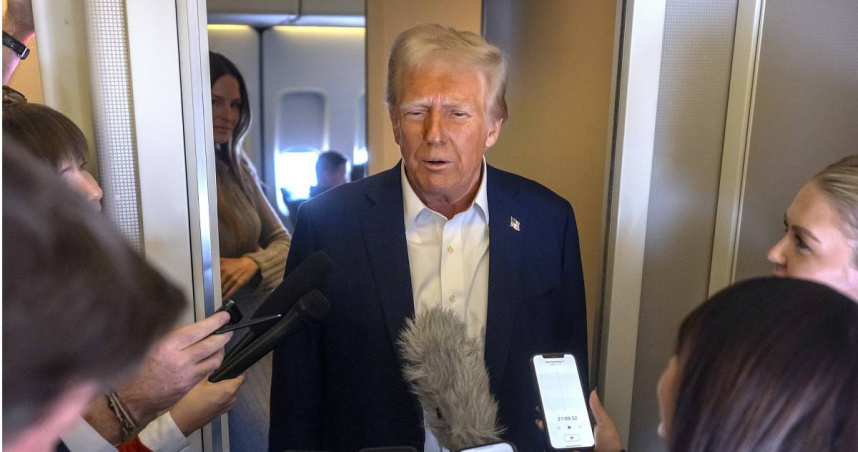 美國總統川普可能對台灣製晶片最高課徵100%關稅。（圖／達志／美聯社）