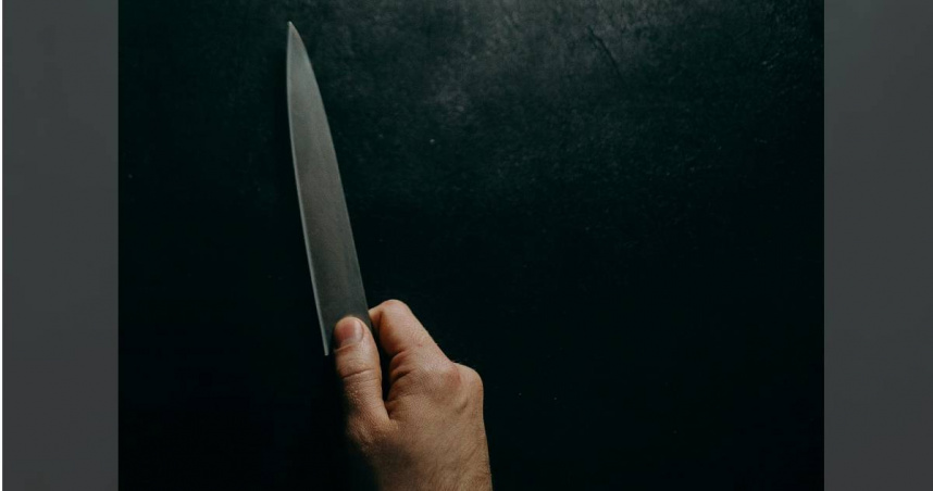 日本一名男高中生疑似不滿父親的兩性關係複雜，而將對方殺害。（示意圖／Pexels）