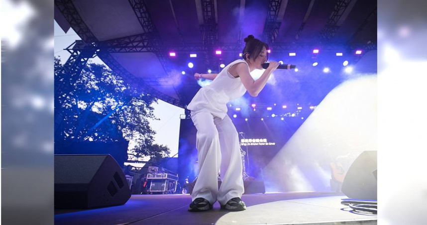 鄭宜農至紐約中央公園演出。（圖／物子巡演工作室Taiwanese Waves提供）