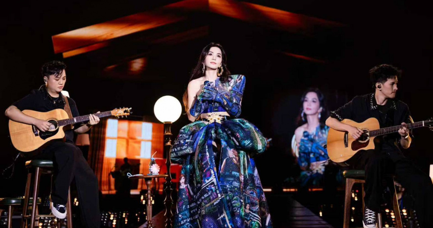 Ella舉辦首次個人巡演。（圖／勁樺娛樂提供）