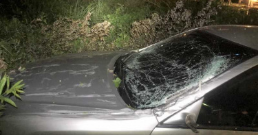 高速公路「成龍級特技」車禍 自小客翻飛6公尺駕駛毫髮無傷