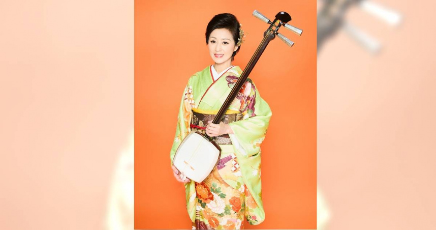 長山洋子以其獨特的嗓音、精湛的三味線演奏及優雅的舞姿，在日本樂壇樹立鮮明的風格，被譽為「演歌皇后」。（圖／友善的狗提供）