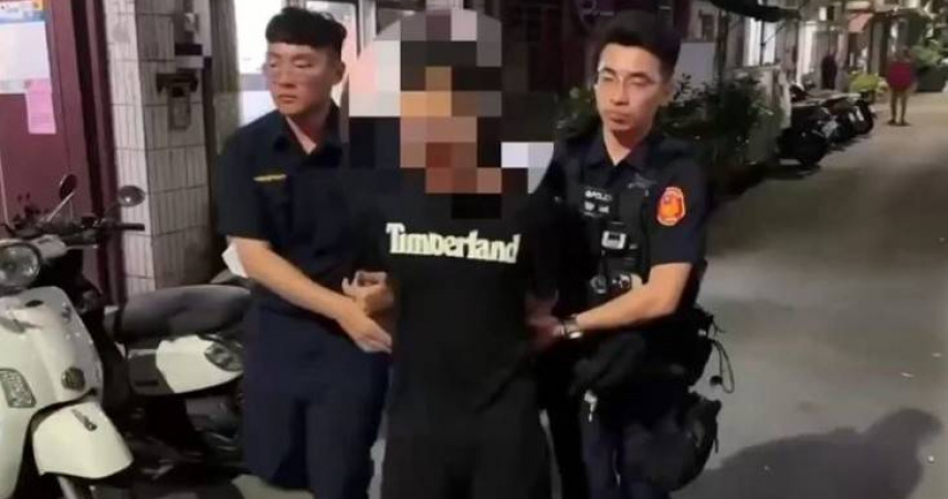 賴男騎贓車到新莊搶劫10萬元金項鍊，警方最終在其基隆租屋處逮獲送辦。（圖／翻攝畫面）