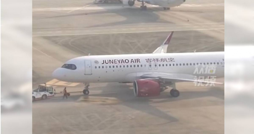 中國吉祥航空航班遇沙塵暴，準備降落河東機場時，因為遭遇了強烈的沙塵天氣，使飛機顛頗，立刻實施觸地復飛。（示意圖／抖音）