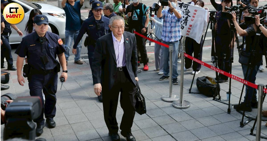 民眾黨主席剛交保5天，高等法院稍早撤銷原交保裁定，發回台北地方法院更裁。（圖／劉耿豪攝）