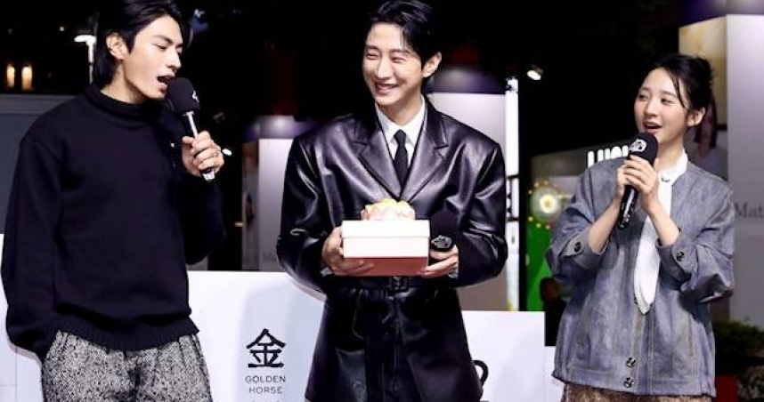 眾人幫振永驚喜慶生。（圖／侯世駿攝）