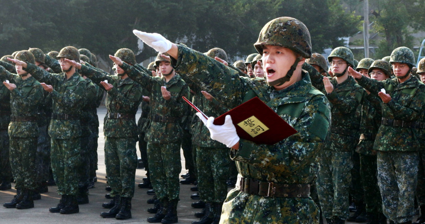 國防部擬放寬常備兵役病傷停役標準。（示意圖／報系資料照）