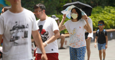 夏天爆熱竟罹「螞蟻窩」病 45歲女纏鬥3年苦吞安眠藥