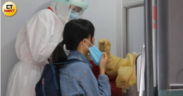 一名女網友透露友人老闆的兒子快篩兩條線，竟然選擇隱匿。（示意圖／侯世駿攝影）