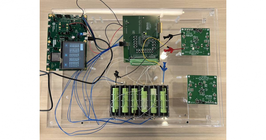 ADI展示AI-BMS智慧電源管理系統參考設計（圖／慧榮科技提供）。