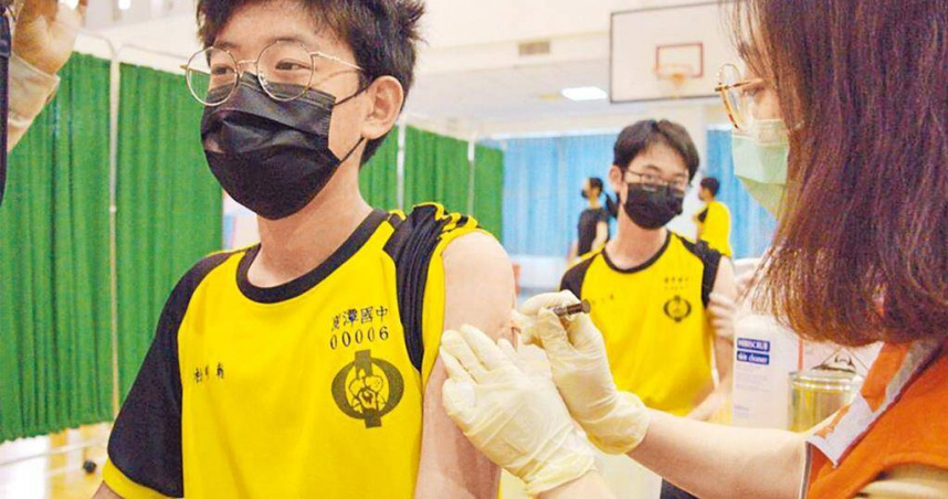 HPV疫苗不只預防婦癌，對於口咽癌等其他癌症也有預防效果。（圖／報系資料照）