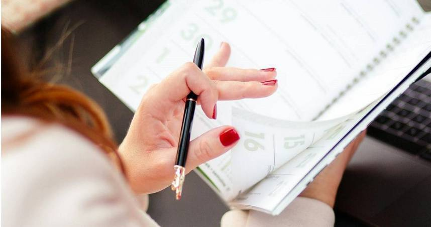 行政院人事行政總處公告2026年行事曆。（示意圖／翻攝自Pixabay）