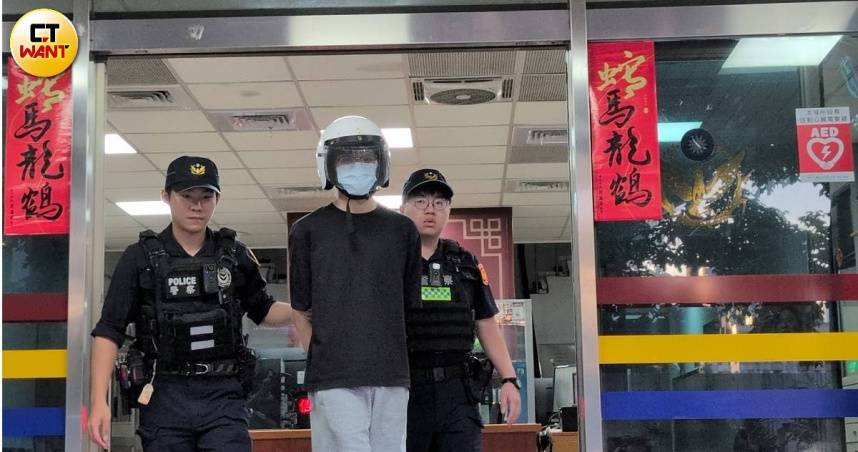 劉姓男子落網後,已在31日晚間移送地檢署。(圖/林冠吟攝)