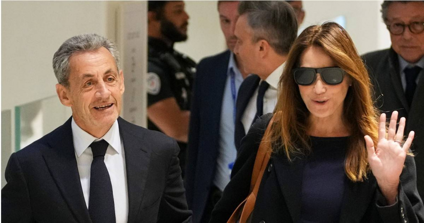 沙柯吉與妻子布魯妮在判決後一同現身，布魯妮全程陪伴在側。（圖／達志／美聯社，下同）