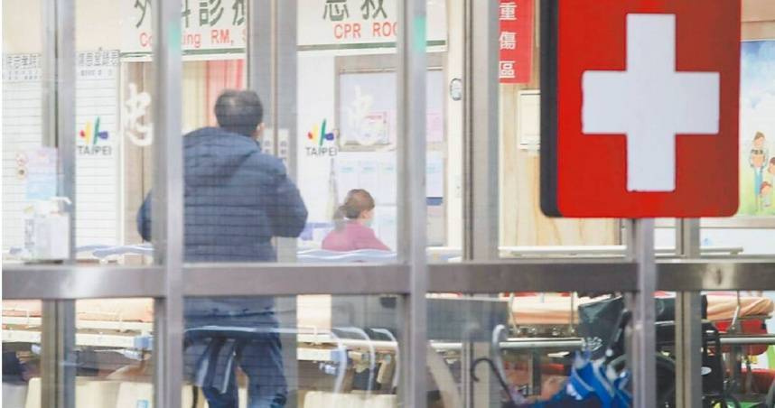 近期全台肺炎病例上升,急診與病房壅塞。(示意圖/報系資料照)