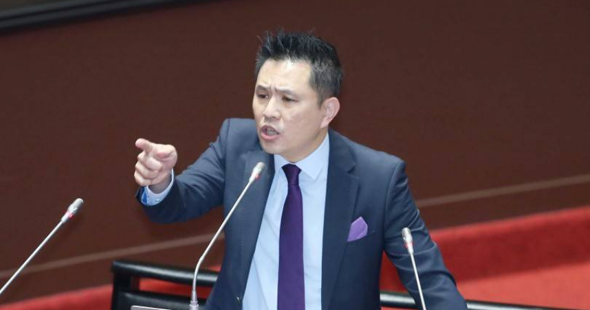 前立委陳以信宣布爭取國民黨提名，投入2026年台南市長選舉。（圖／報系資料庫）